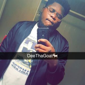 Meet your Posher, Dee